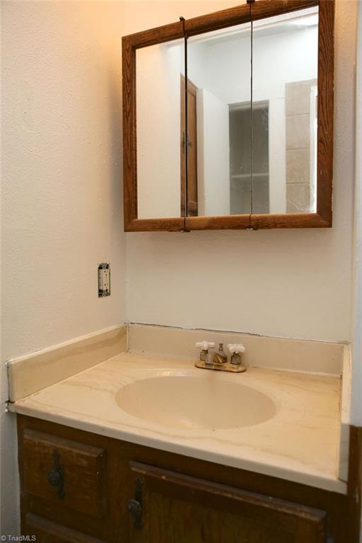1806 Walker Avenue # A Property Photo 10