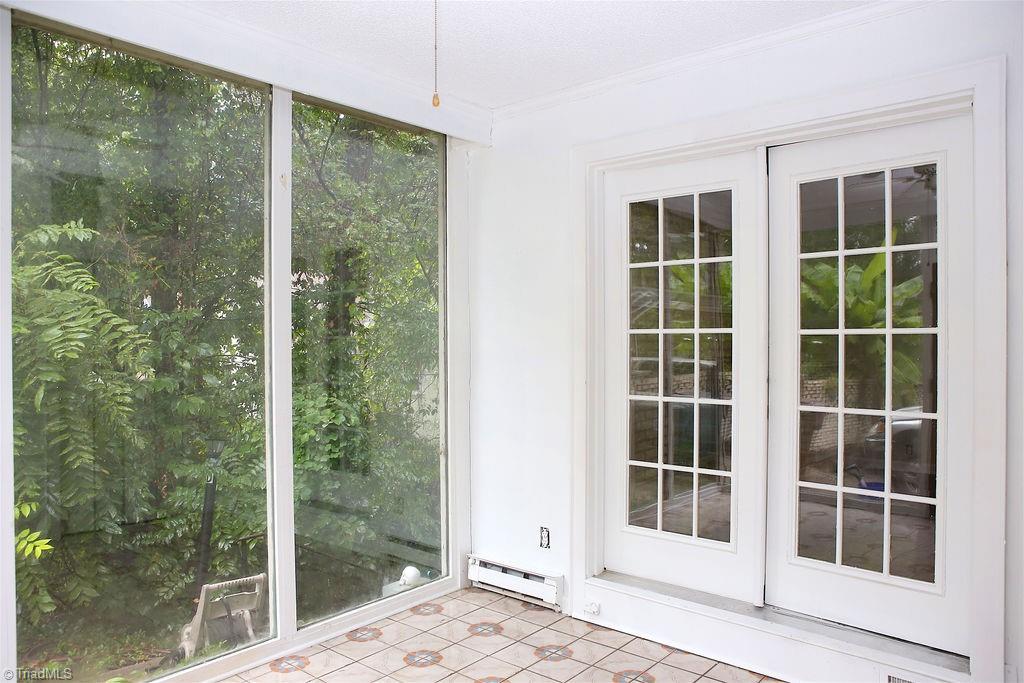 1806 Walker Avenue # A Property Photo 33