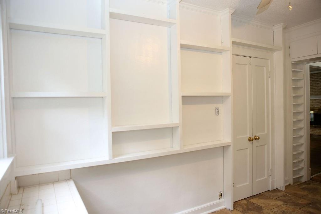 1806 Walker Avenue # A Property Photo 35