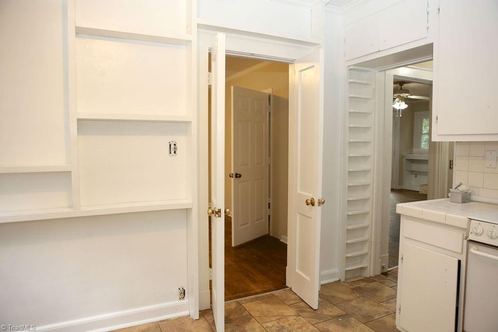 1806 Walker Avenue # A Property Photo 44