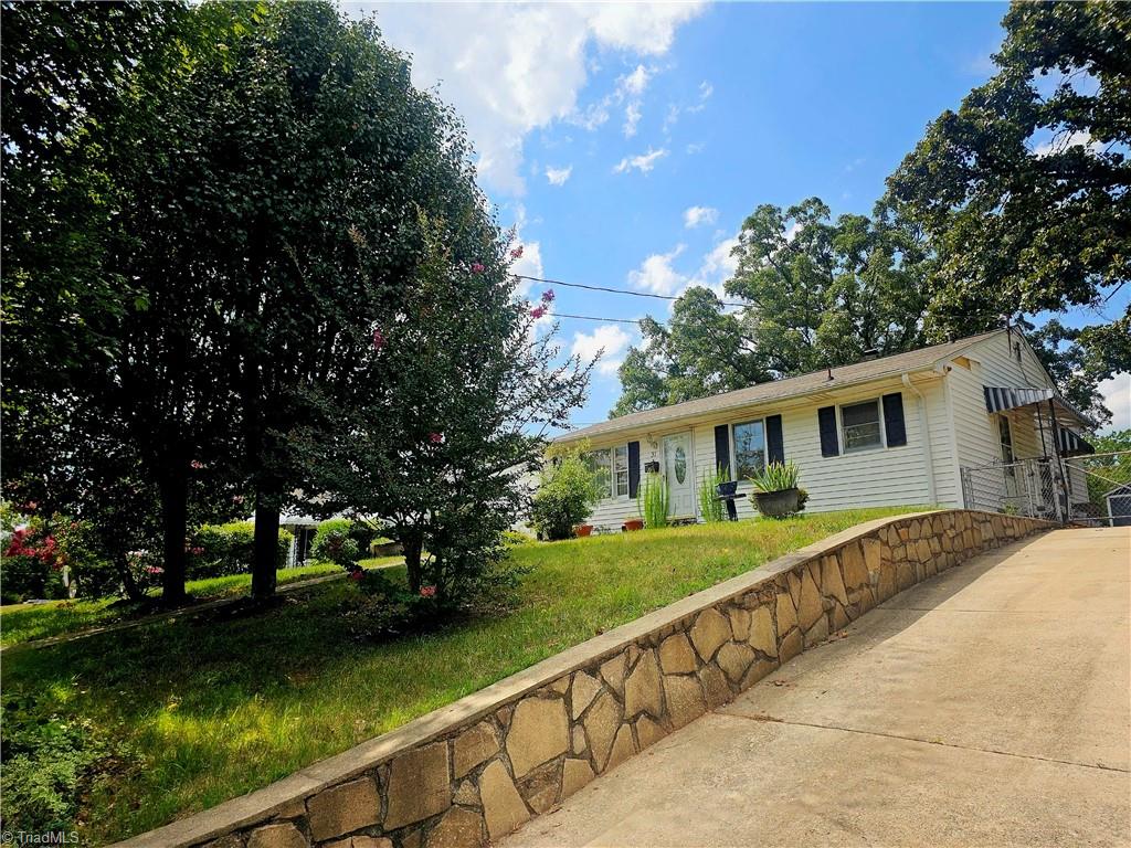 31 25th Street Property Photo 2