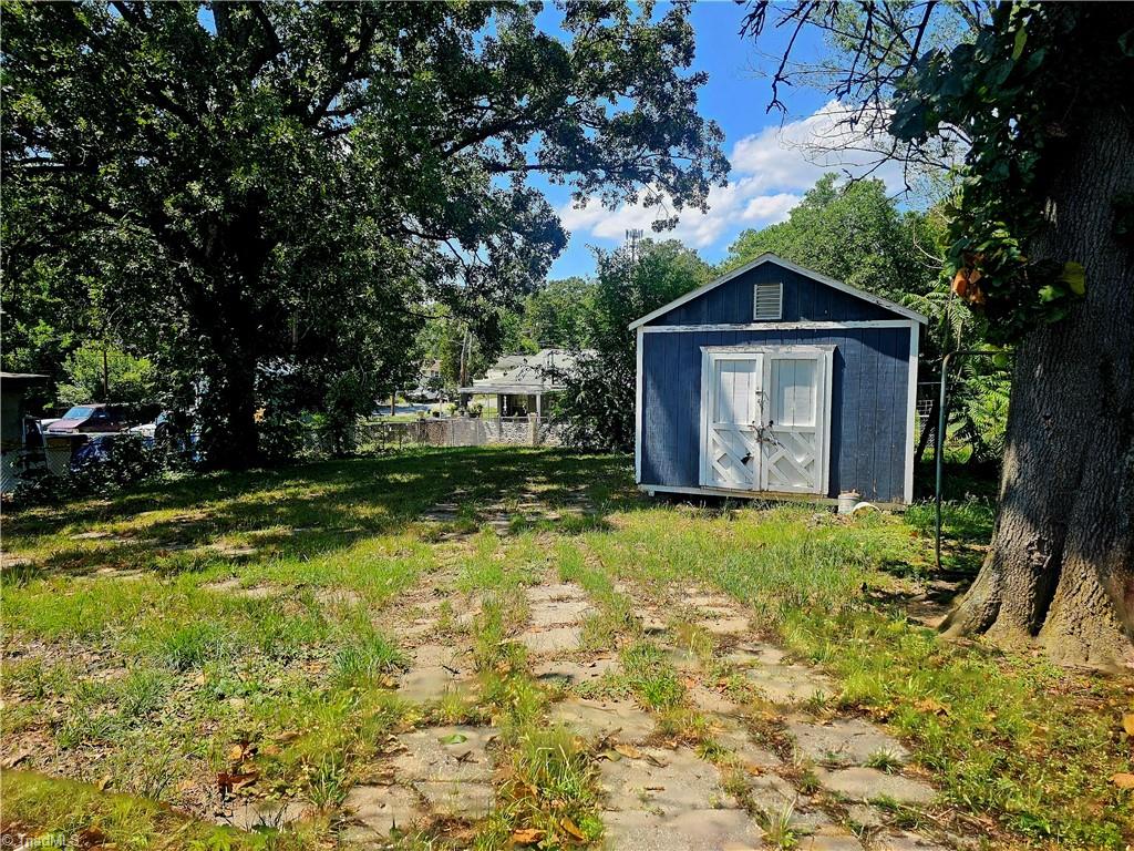 31 25th Street Property Photo 6