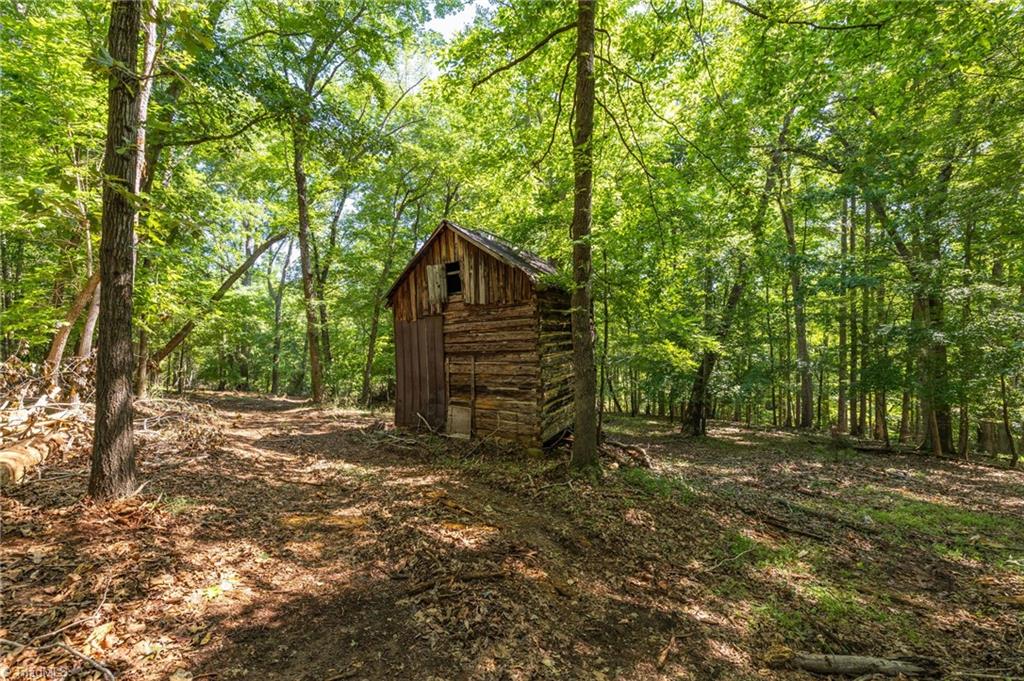 7289 Plunkett Road Property Photo 11