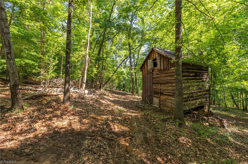 7289 Plunkett Road Property Photo 12