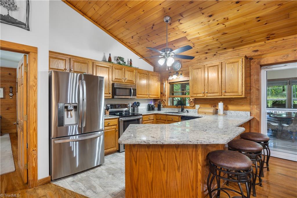 214 Harbor Ridge Drive Property Photo 9