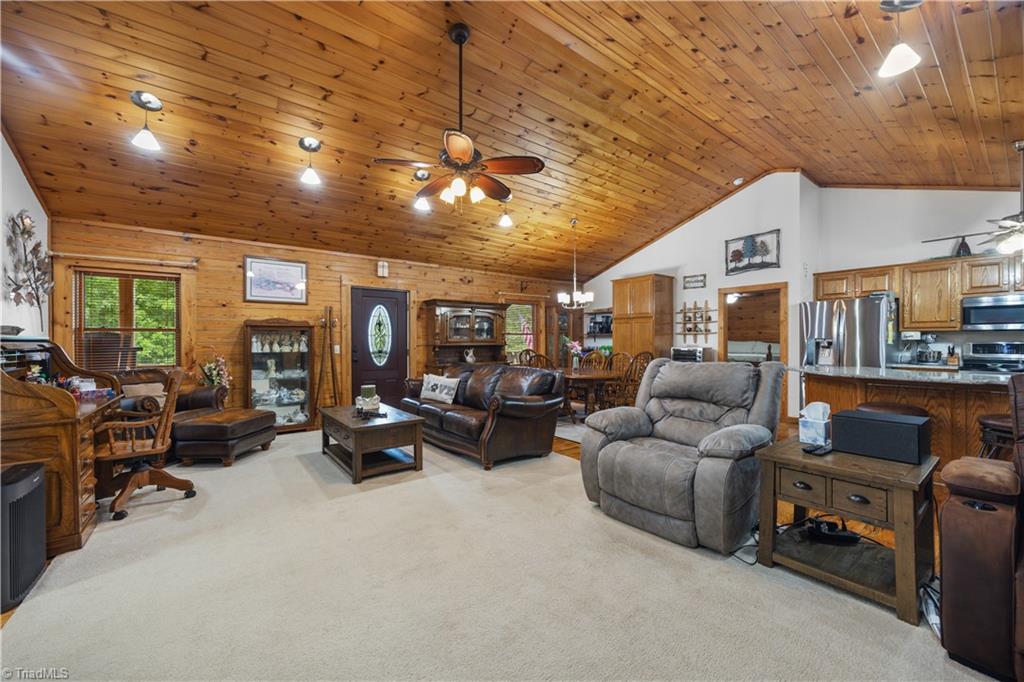 214 Harbor Ridge Drive Property Photo 13