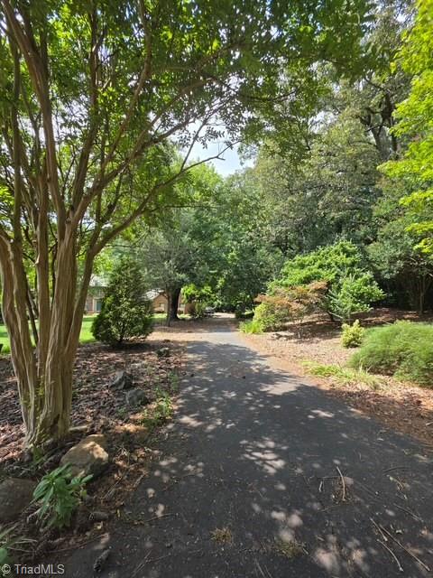 2385 River Run Drive Property Photo 4