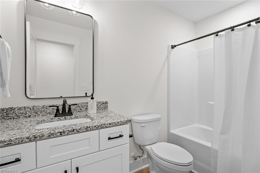 153 Summerlyn Drive Property Photo 23