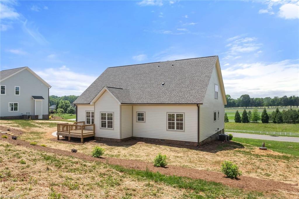 153 Summerlyn Drive Property Photo 32