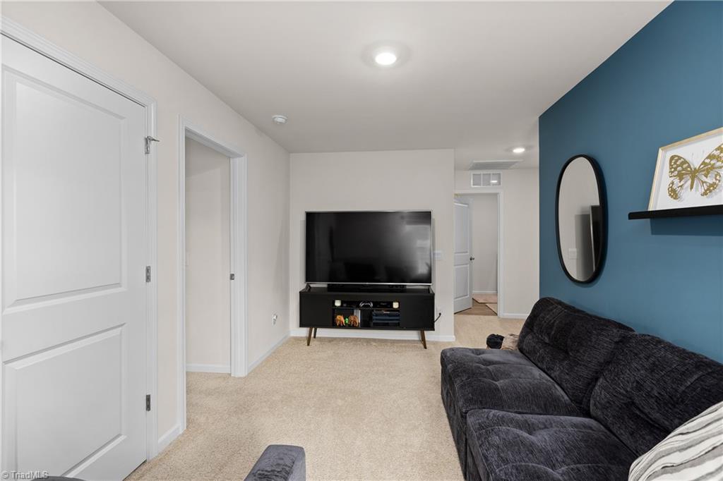 5284 Ironwood Drive Property Photo 14