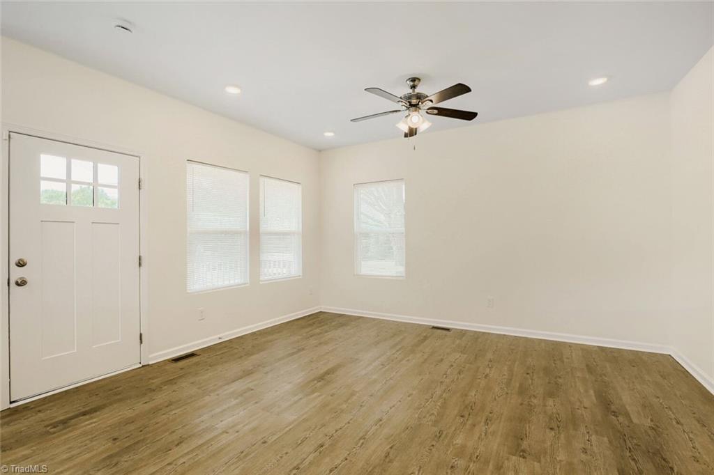 1335 Elrado Street Property Photo 11