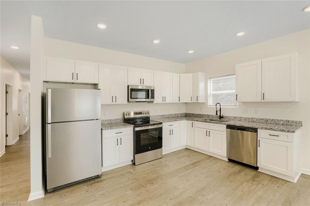 1335 Elrado Street Property Photo 15