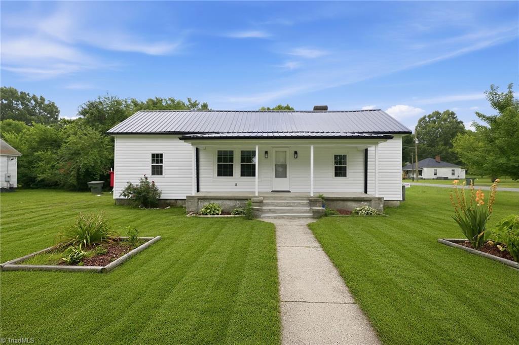 1202 Ridge Avenue Property Photo 1