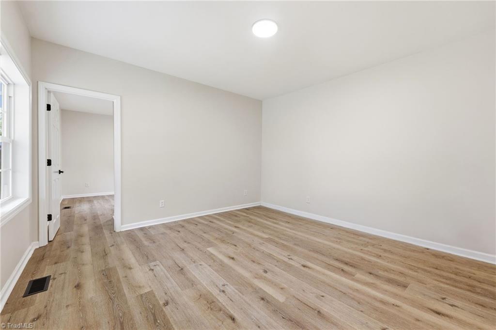 1202 Ridge Avenue Property Photo 3