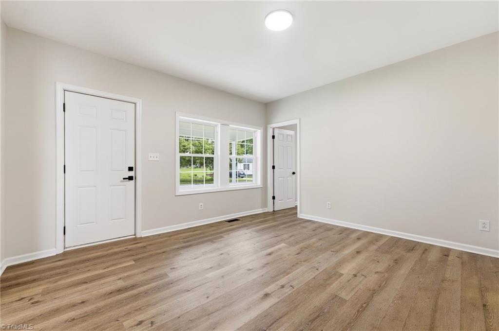 1202 Ridge Avenue Property Photo 5