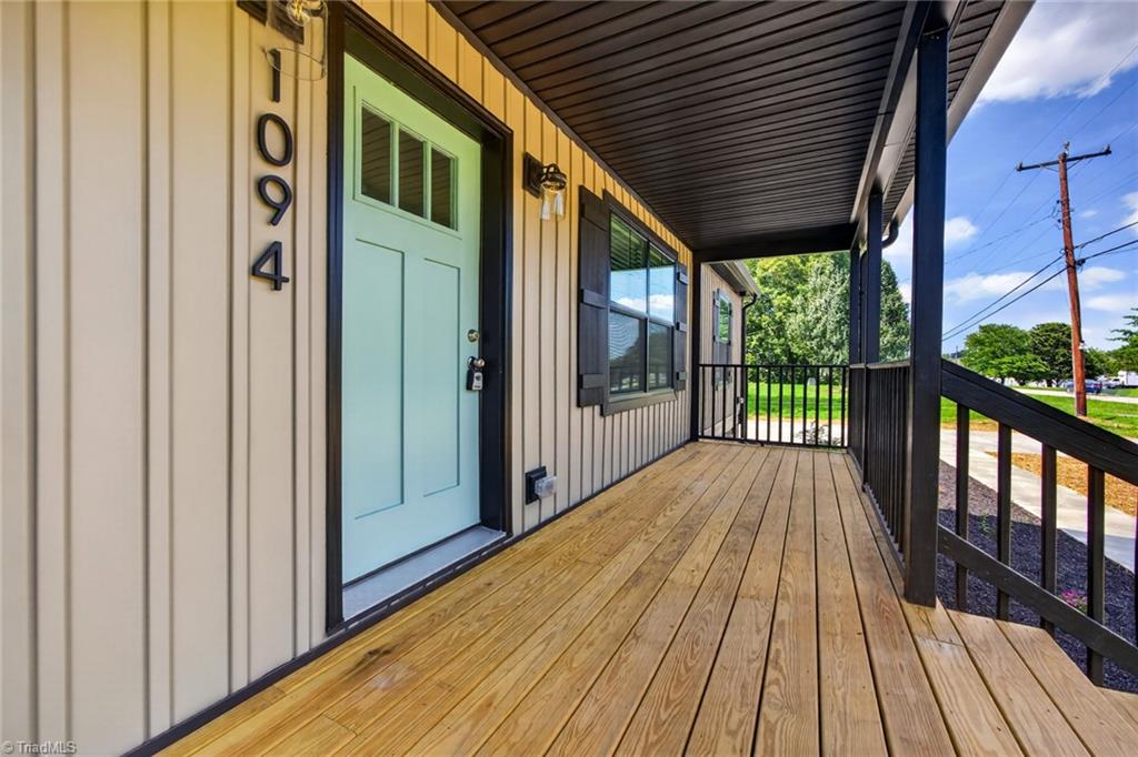 1094 Kerner Road Property Photo 4