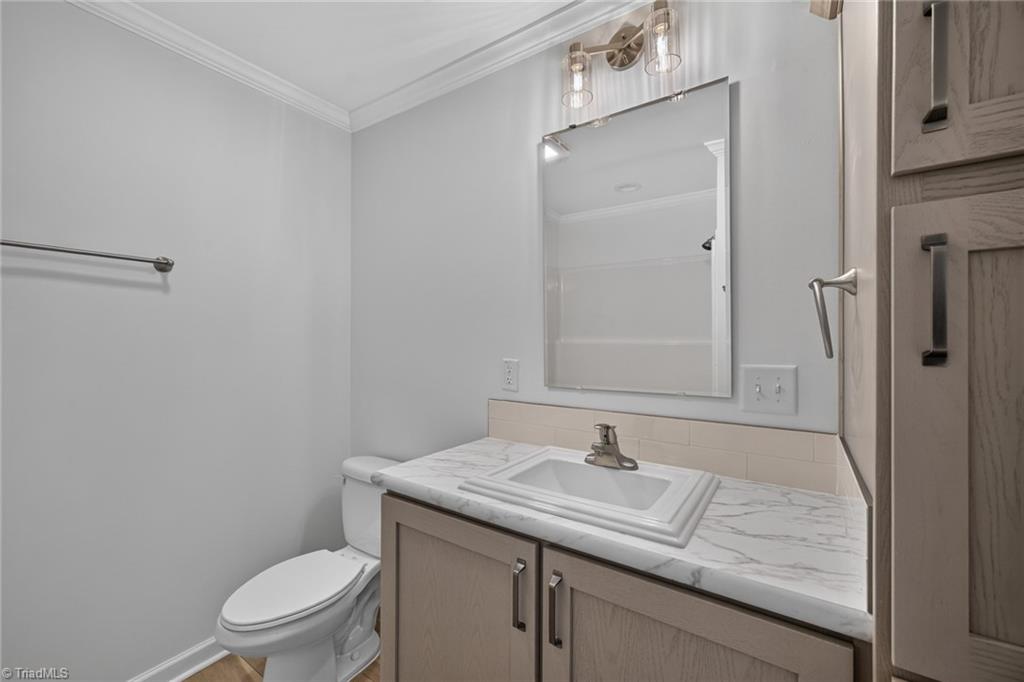1094 Kerner Road Property Photo 34