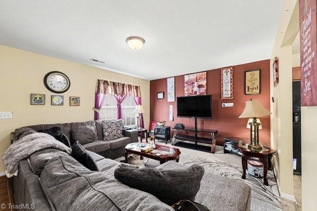 626 Bentley Lane Property Photo 7