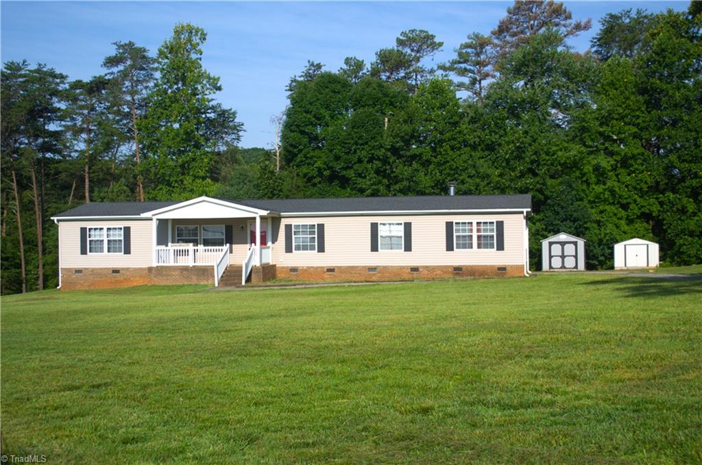 6936 Nc Highway 67 Property Photo 1