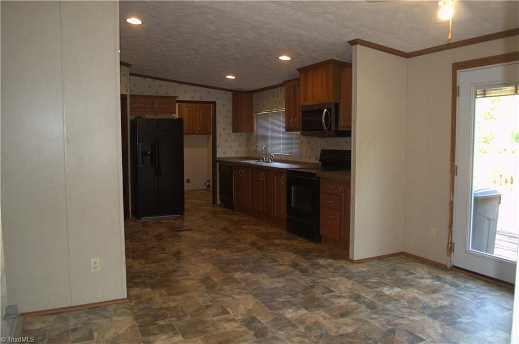 6936 Nc Highway 67 Property Photo 6