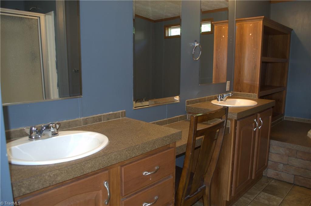 6936 Nc Highway 67 Property Photo 13