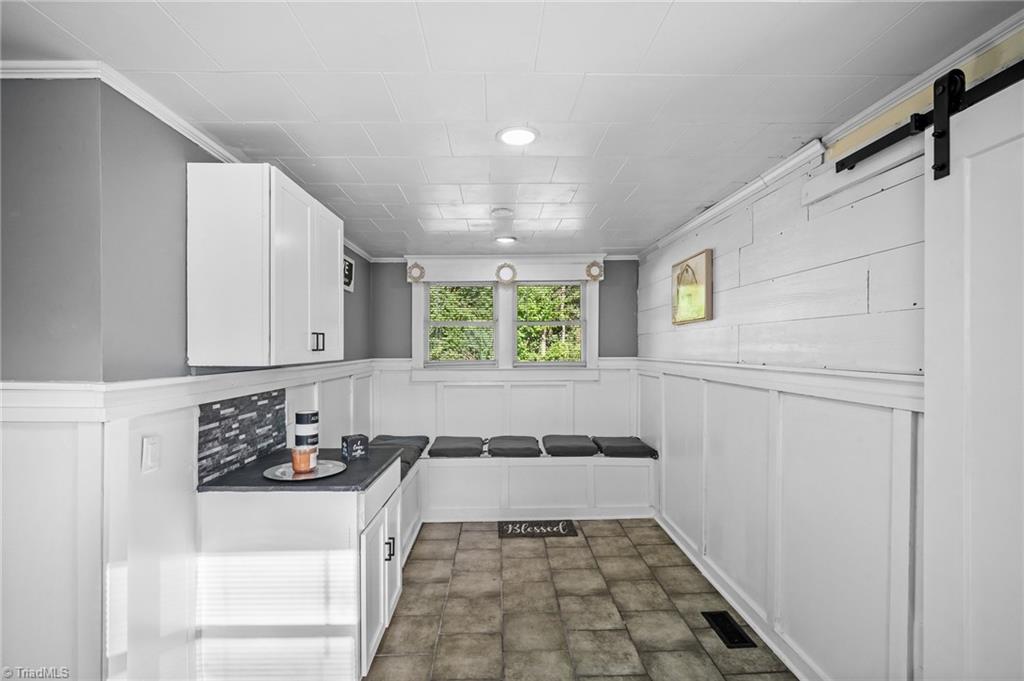 710 Edgewood Avenue Property Photo 15
