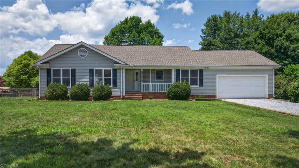 5493 Rolling Meadows Road Property Photo 1