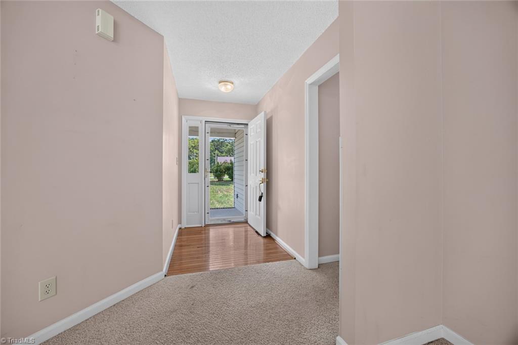 5493 Rolling Meadows Road Property Photo 5