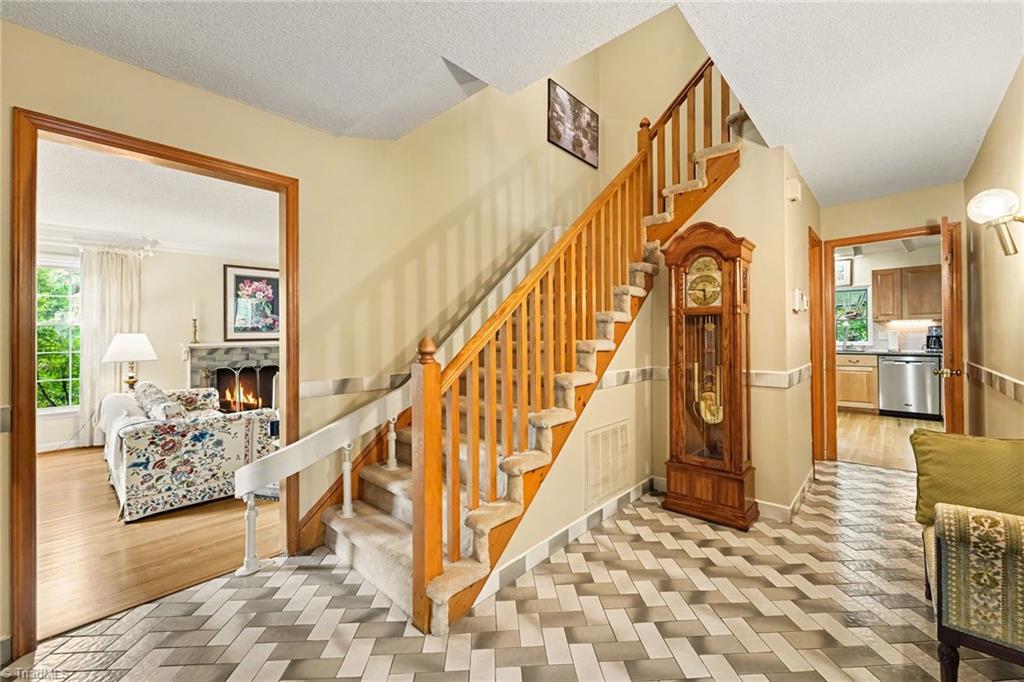 508 O'neill Drive Property Photo 3