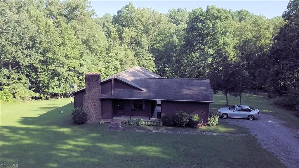 307 Valleygreen Trail Property Photo 2