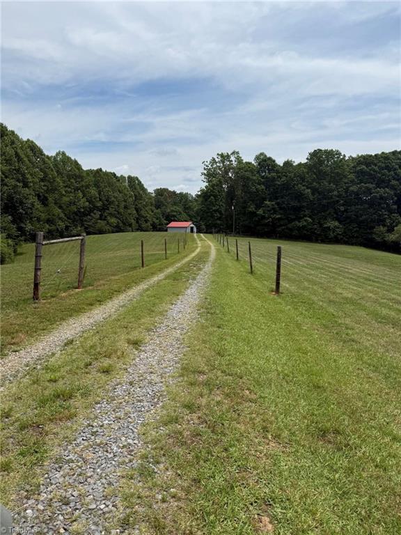 307 Valleygreen Trail Property Photo 7