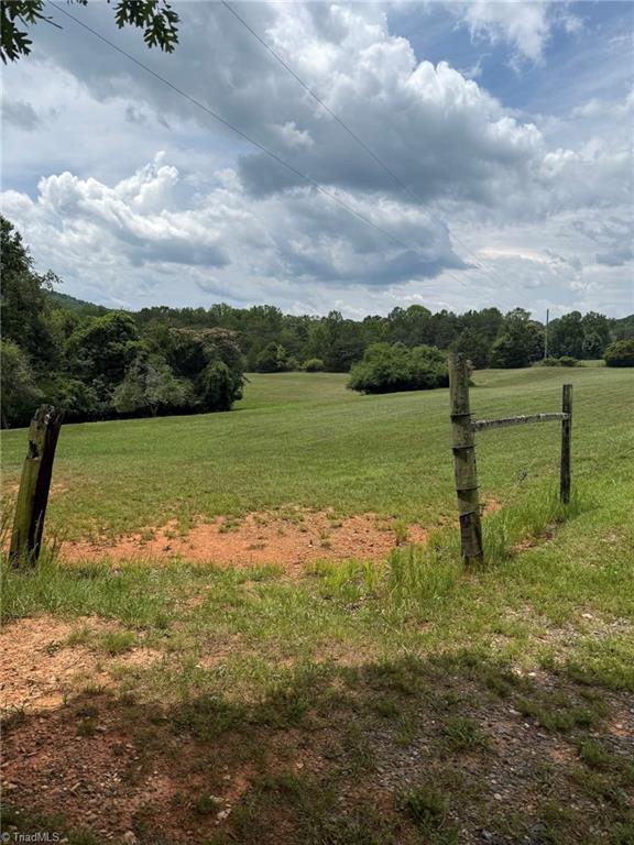 307 Valleygreen Trail Property Photo 15
