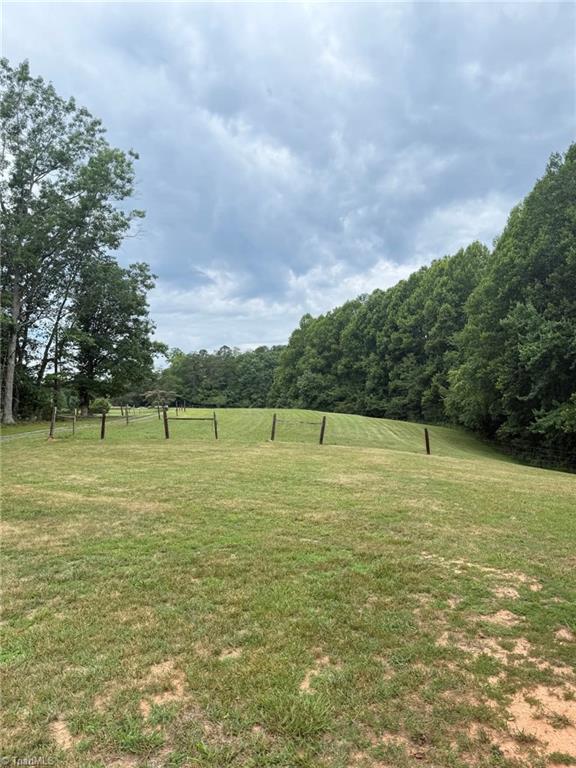 307 Valleygreen Trail Property Photo 17