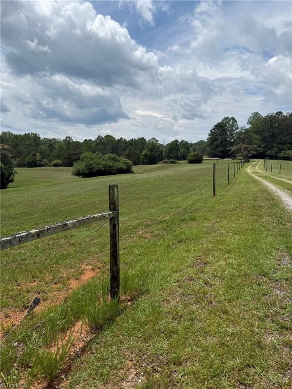 307 Valleygreen Trail Property Photo 19