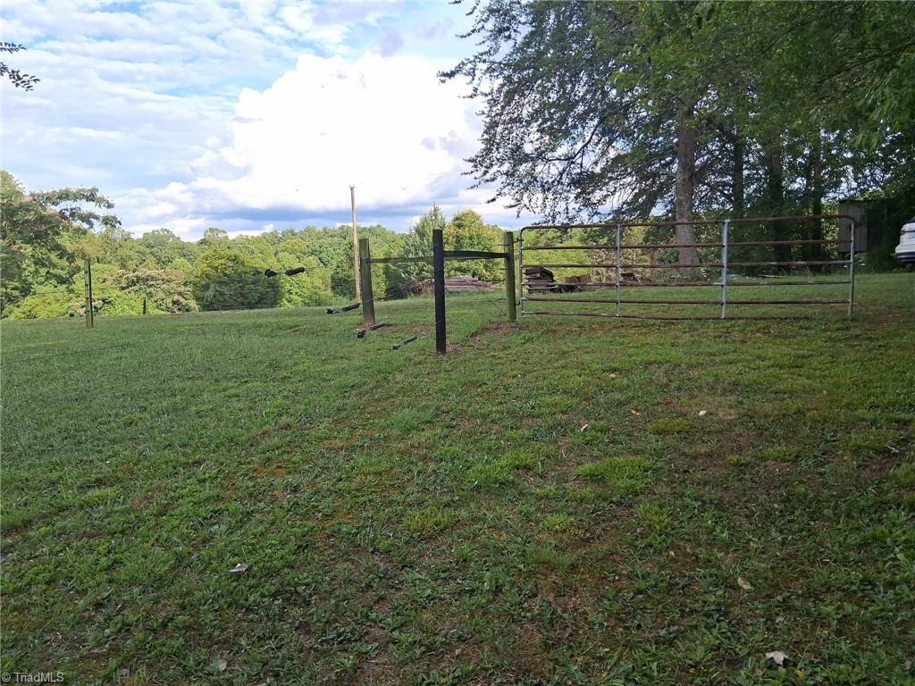 307 Valleygreen Trail Property Photo 21