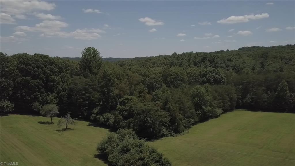 307 Valleygreen Trail Property Photo 24