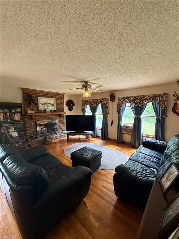 307 Valleygreen Trail Property Photo 25