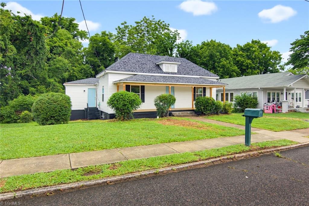 527 Denny Street Property Photo 1