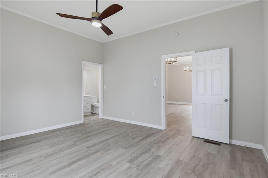 527 Denny Street Property Photo 11