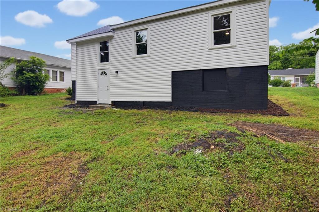 527 Denny Street Property Photo 23