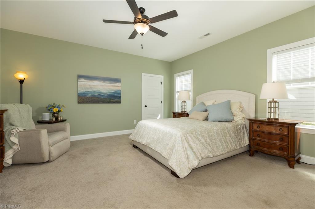 1728 Eastover Drive Property Photo 20