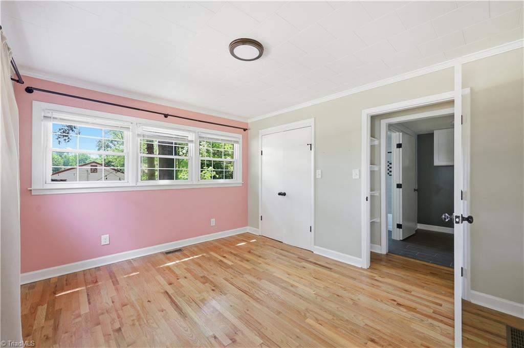 204 Springwood Drive Property Photo 12