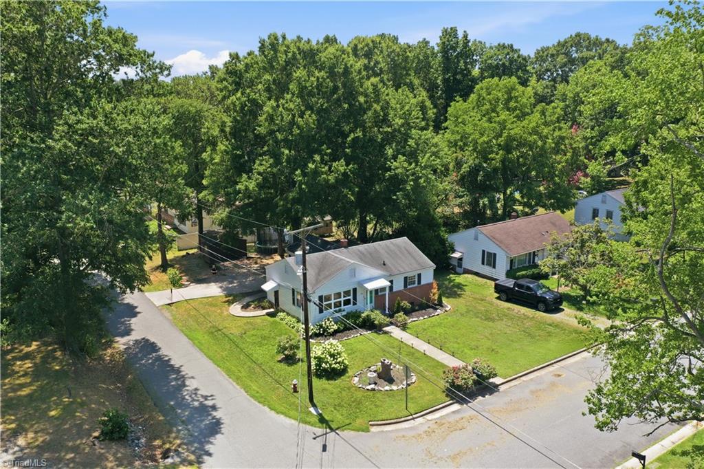 204 Springwood Drive Property Photo 32