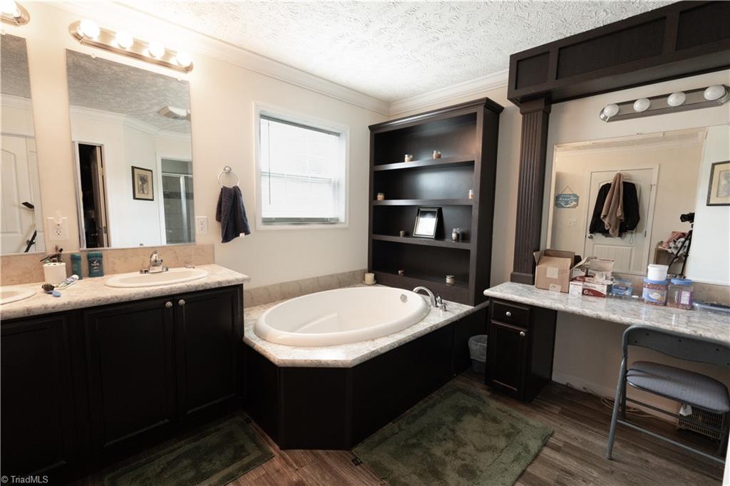1056 Carson James Drive Property Photo 11