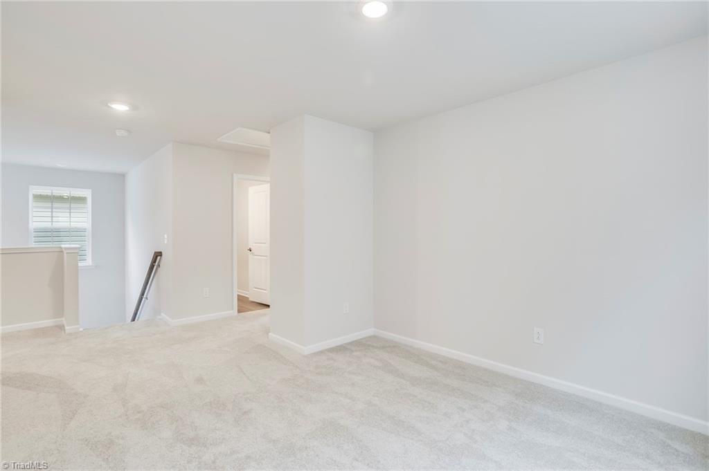 5406 Hydrangea Street Property Photo 8