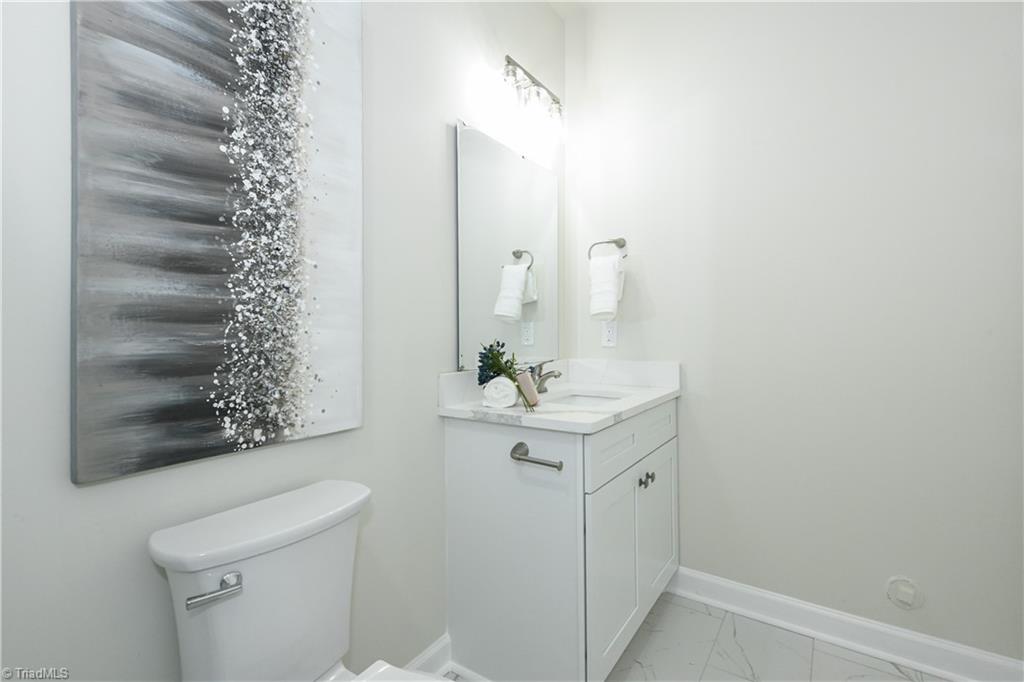 927 Pearson Street Property Photo 13