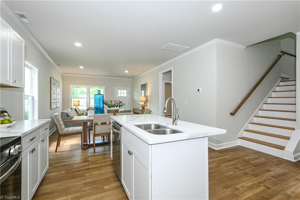 927 Pearson Street Property Photo 16
