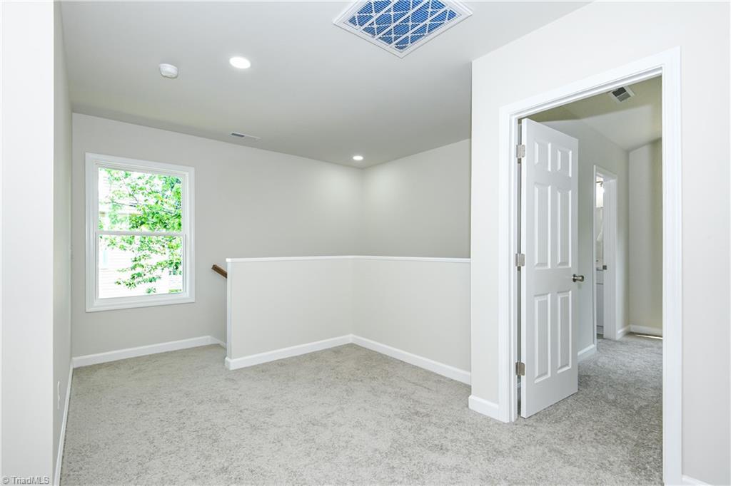 927 Pearson Street Property Photo 17