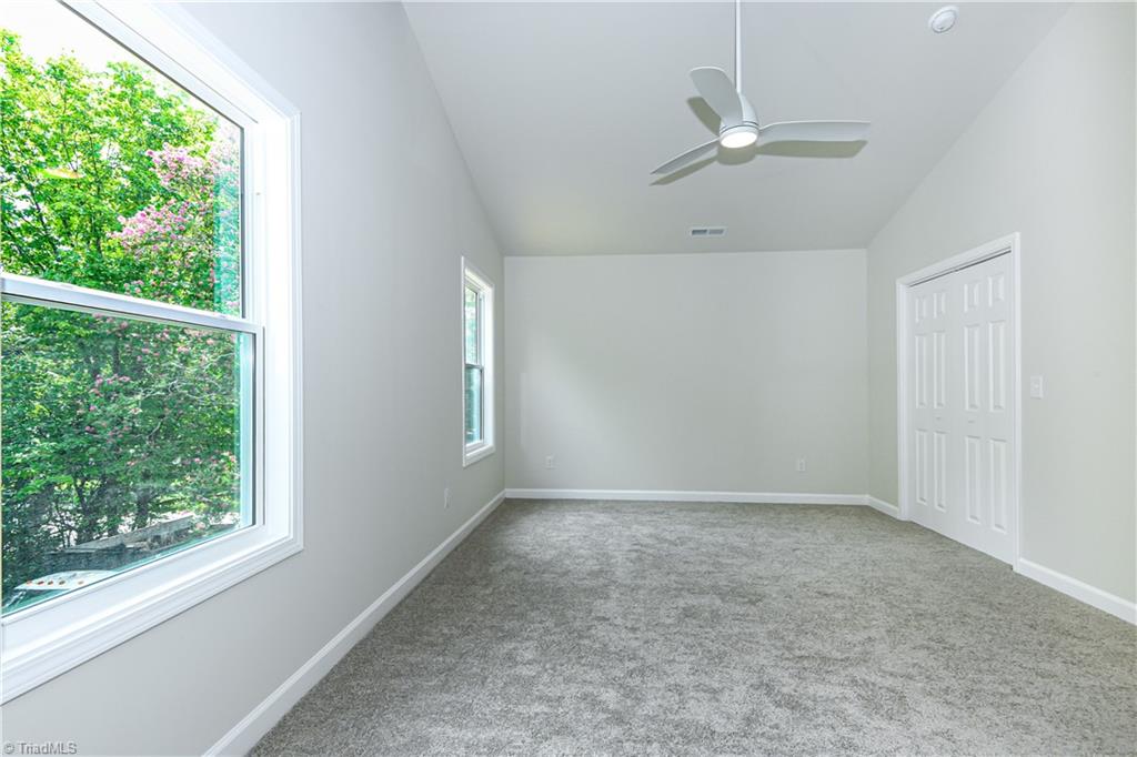 927 Pearson Street Property Photo 20