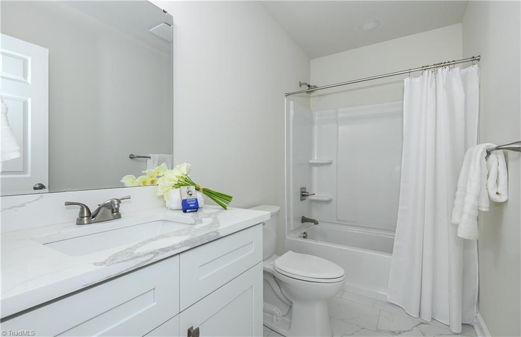 927 Pearson Street Property Photo 28
